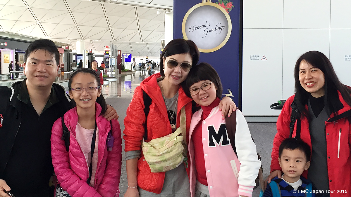 一大清早，3位冠軍包括：親子組Anthony、初小組Angie、高小組Angela與及其家人準時齊集機場，一行6人急不及待出發到日本，享受幾日非一般的日本之旅。